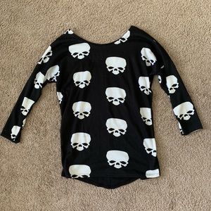 Boutique find: skull knit tunic top